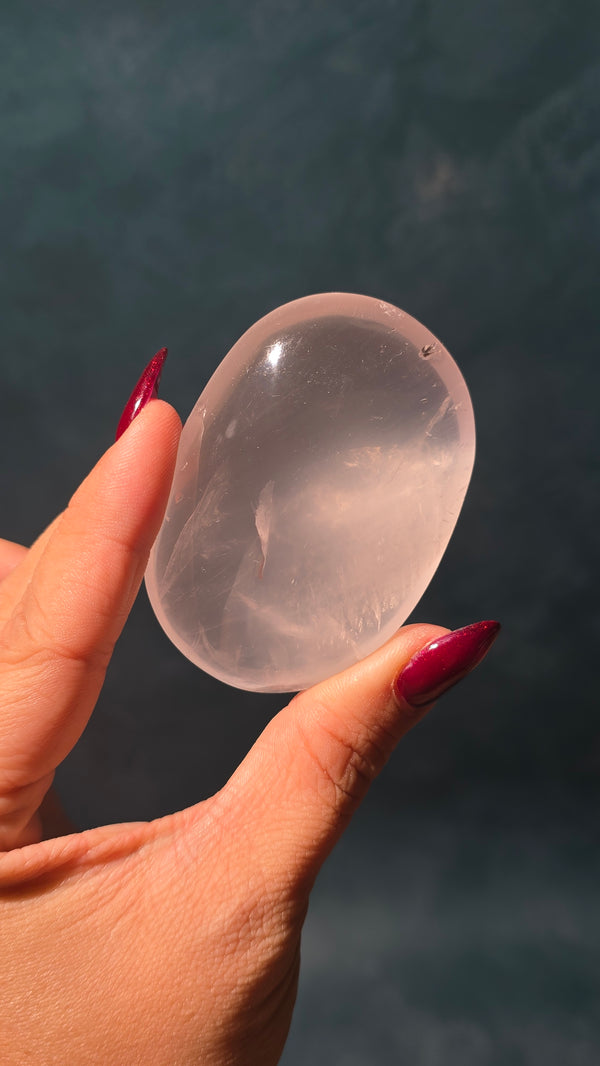 Rose Quartz Palm Stone 36m