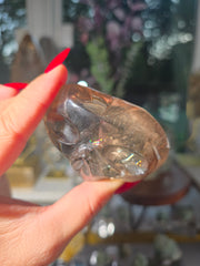 Smoky Quartz Sweetheart Skullie 68