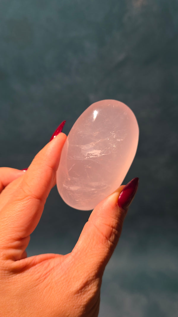 Rose Quartz Palm Stone 33b