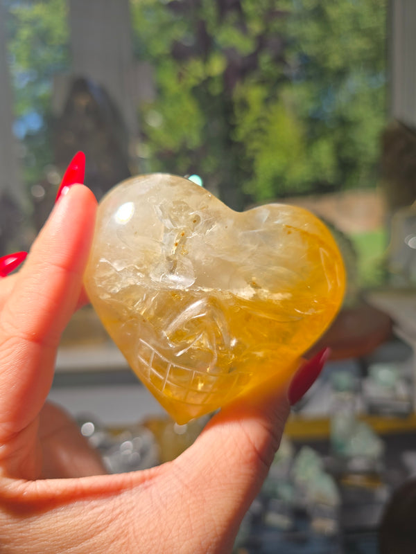 Golden Healer Sweetheart Skullie 💛 86k